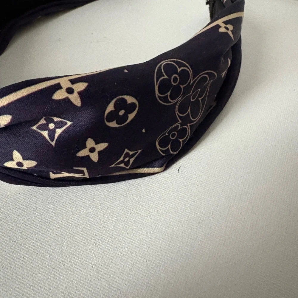 Fashion Black and Cream Headband